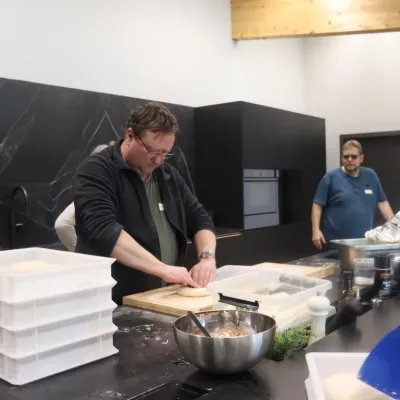 pizza 14 3 26  