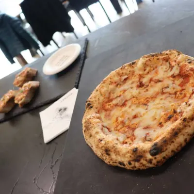 pizza neapolitana  